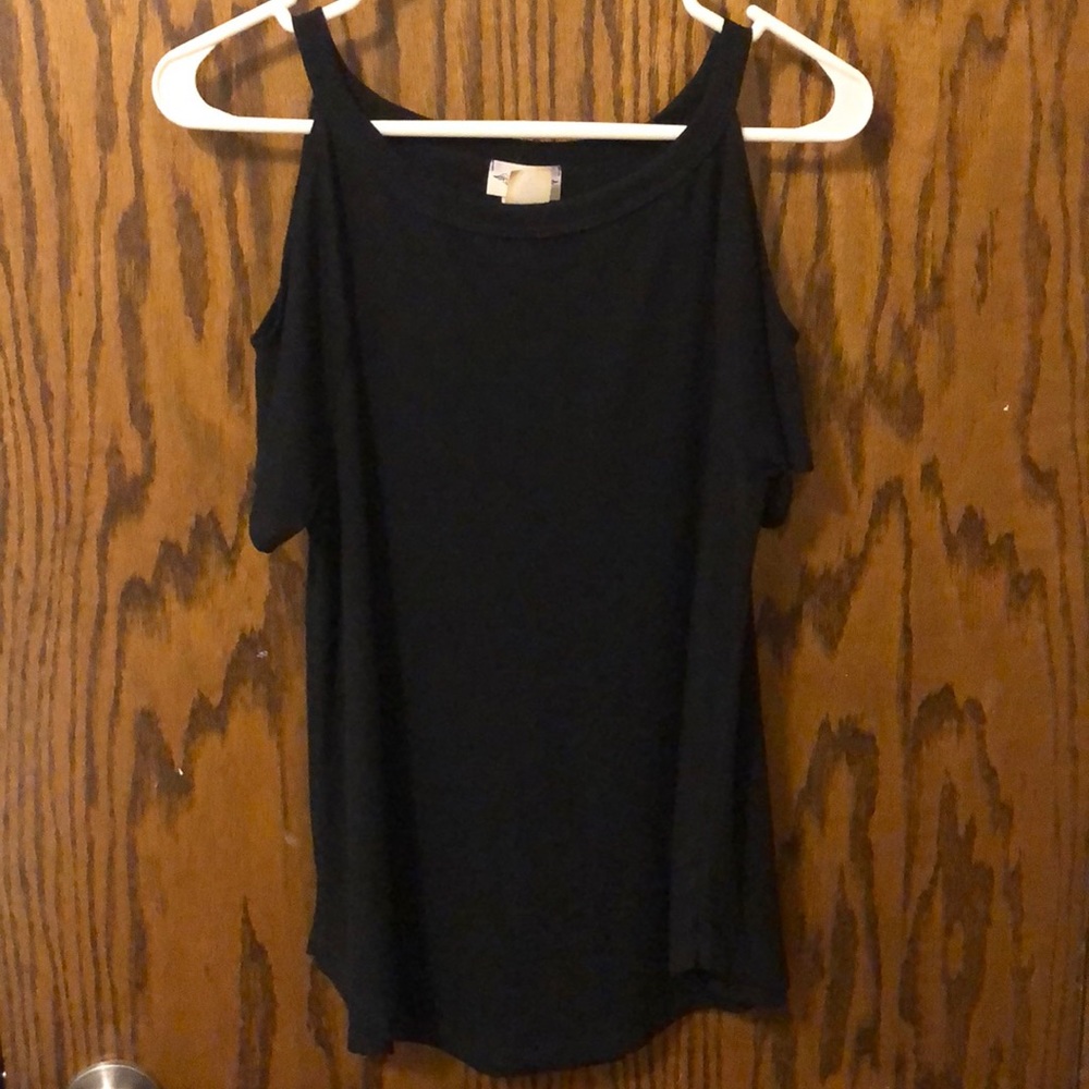 Black shirt